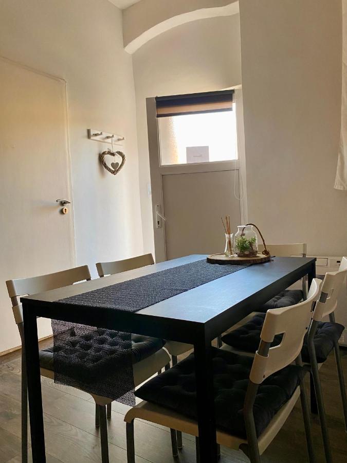 Benvenuto Apartman Hotel บูดาเปสต์ ภายนอก รูปภาพ